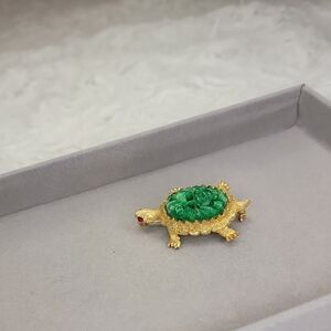 Vintage Dodd's Jelly Belly Turtle Faux Jade Brooch with Carved Shell
